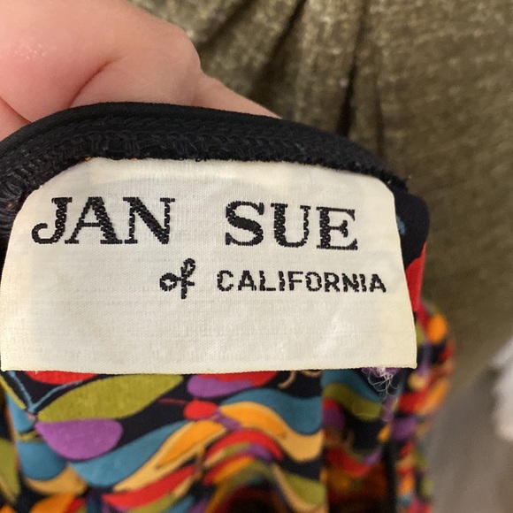 VINTAGE JAN SUE OF CALIFORNIA BUTTERFLY BLOUSE SIZE MEDIUM - Picture 13 of 14